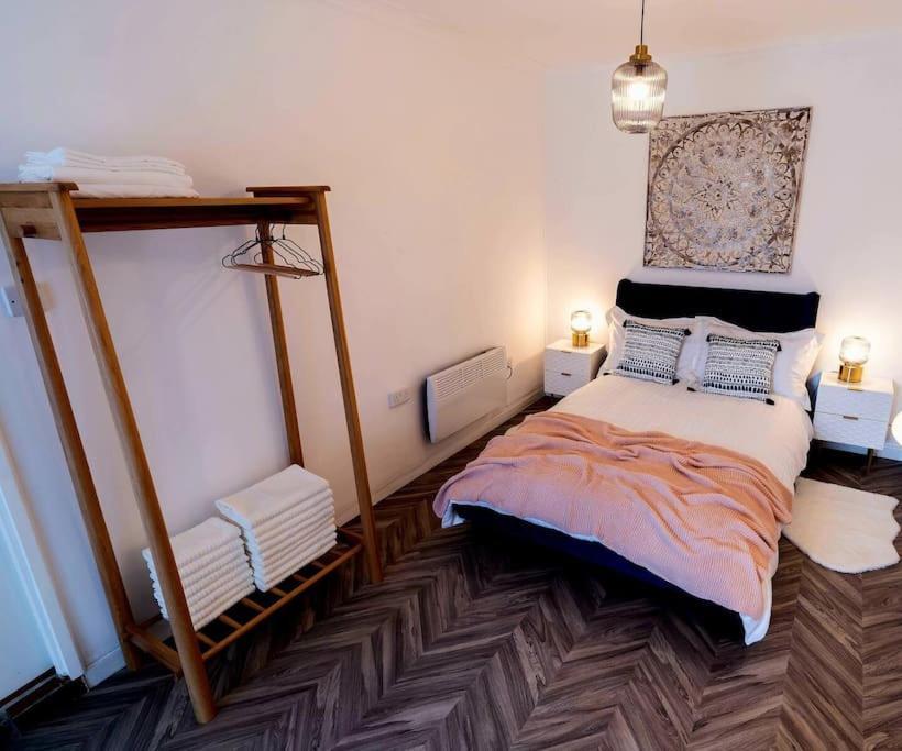 Cosy Hideaway In Nottingham Apartment Bagian luar foto